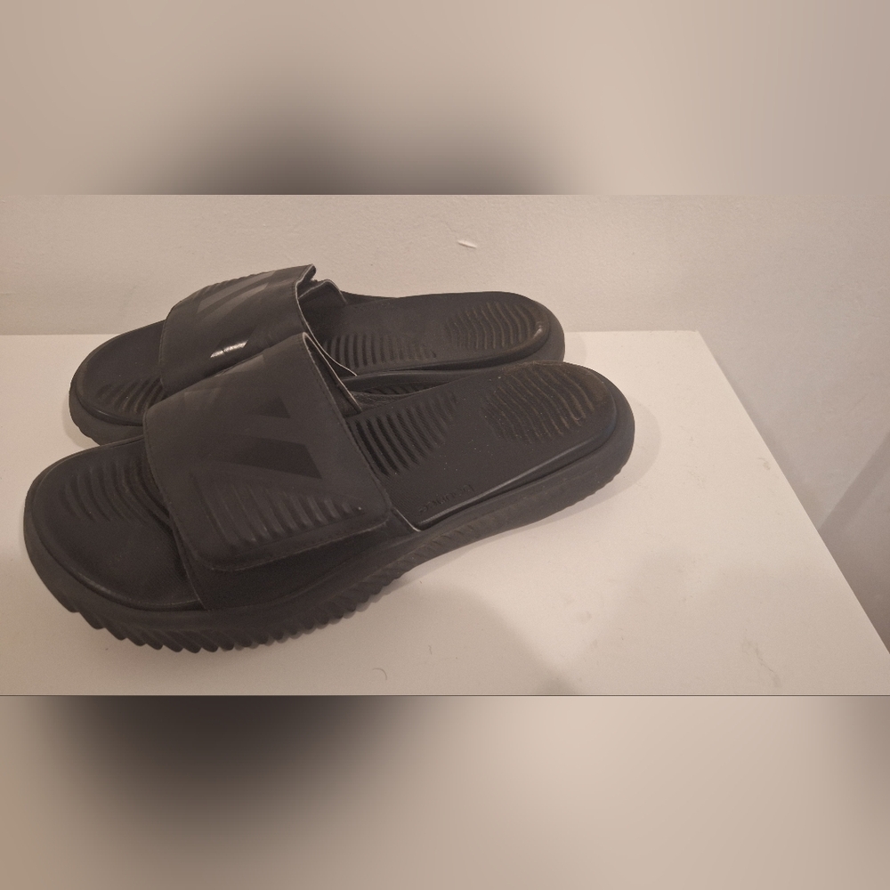 Adidas Classic Black Slides